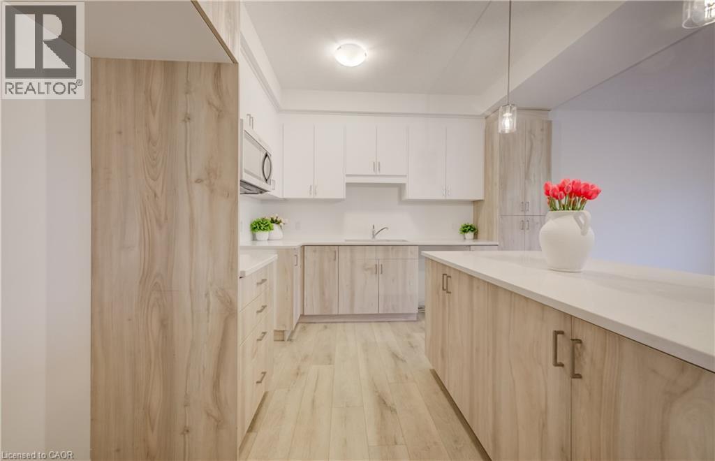 89 Rivergreen Crescent, Cambridge, ON - Indoor Photo Showing Kitchen