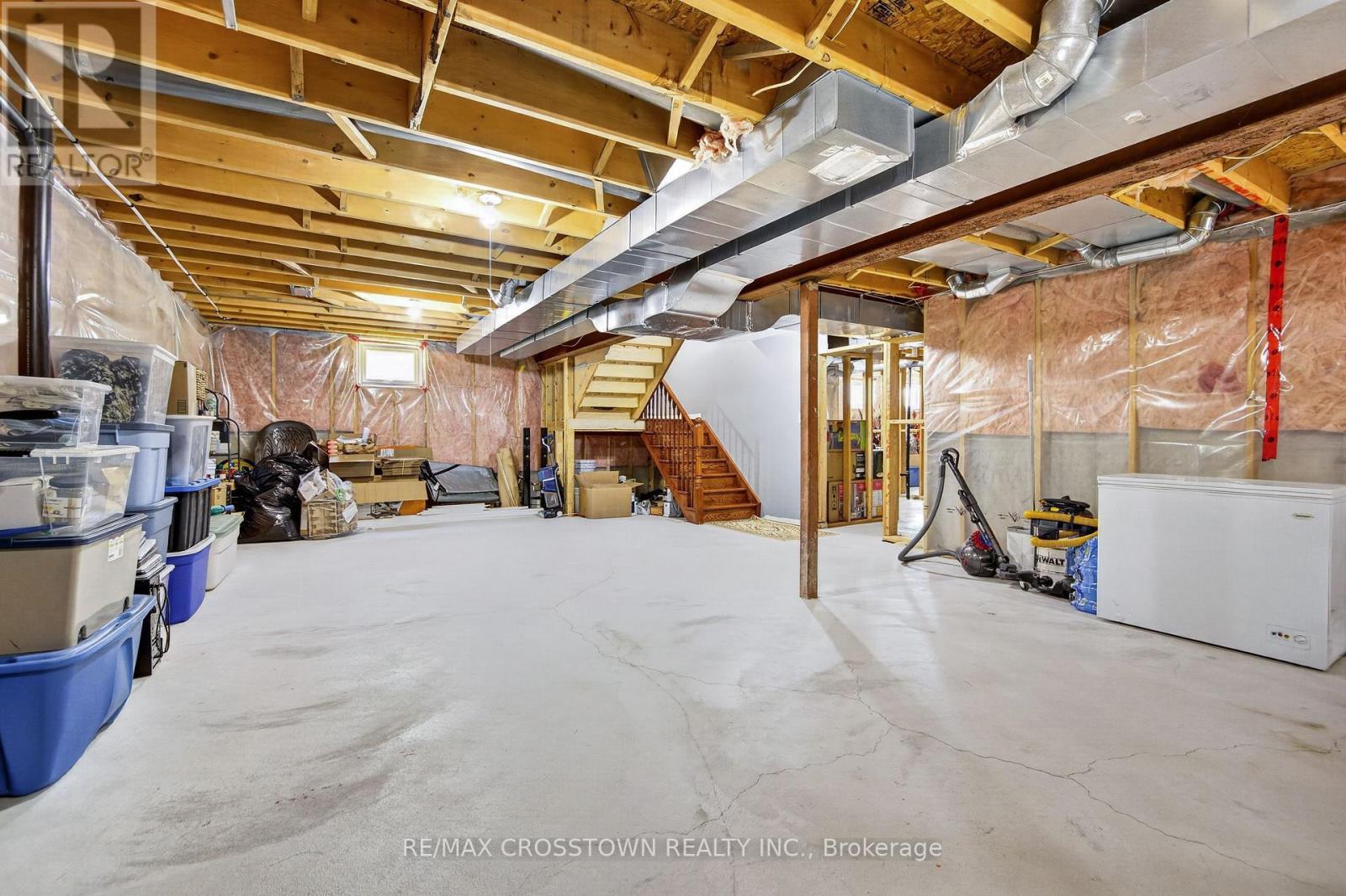 2197 Batters Loop, Innisfil, ON - Indoor Photo Showing Basement