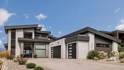 9988 Beacon Hill Drive Lake Country, BC V4V 0A9