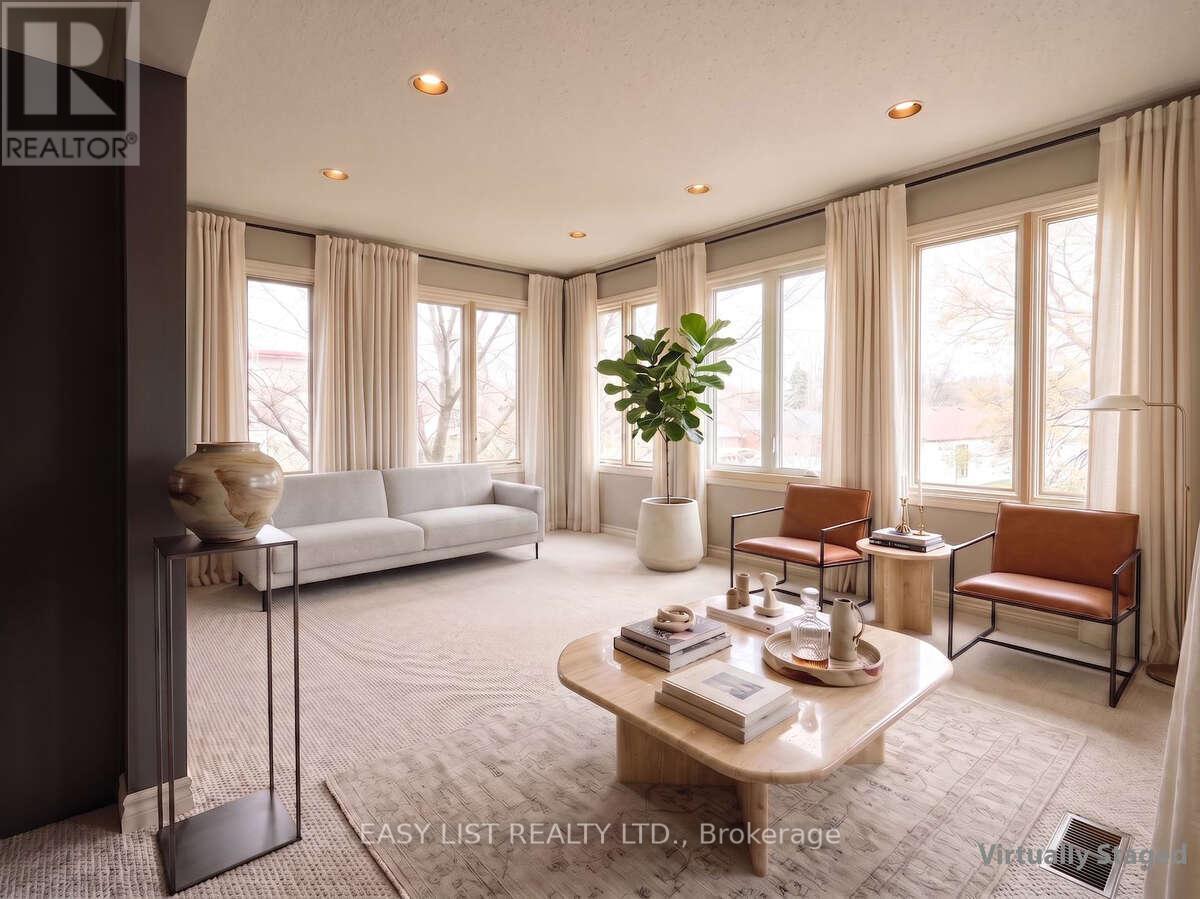 208 Anastasia Terrace, Mississauga, ON - Indoor Photo Showing Living Room