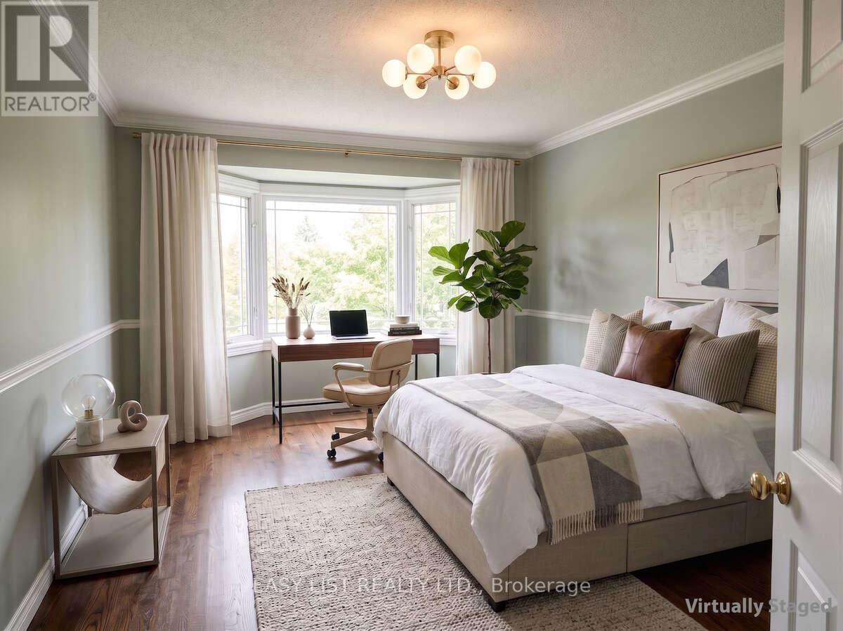 208 Anastasia Terrace, Mississauga, ON - Indoor Photo Showing Bedroom