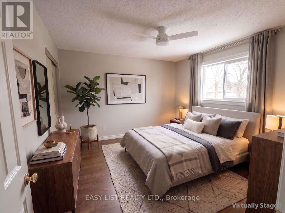208 Anastasia Terrace, Mississauga, ON - Indoor Photo Showing Bedroom