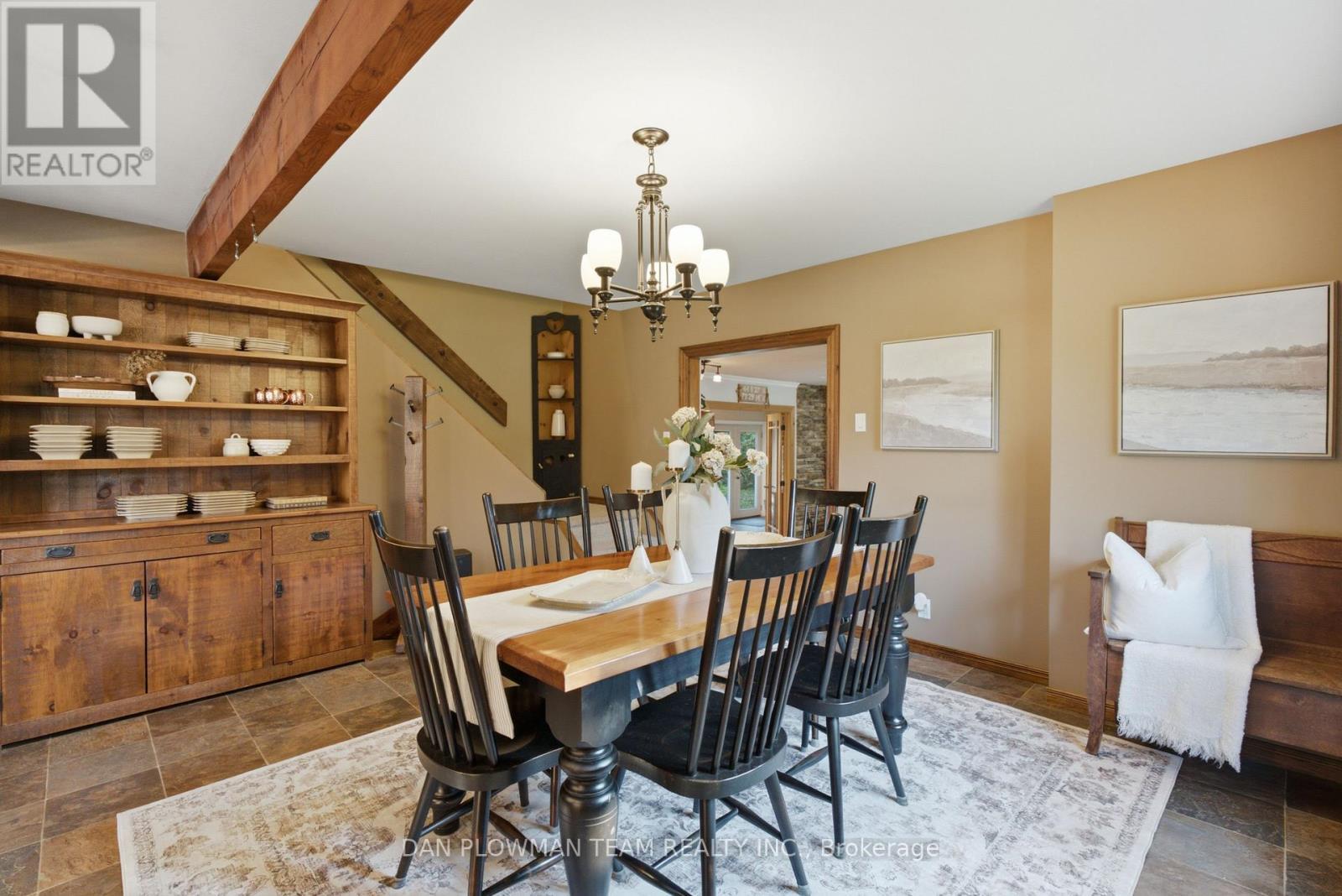 9 Valley Road, Cavan Monaghan, ON - Indoor Photo Showing Dining Room