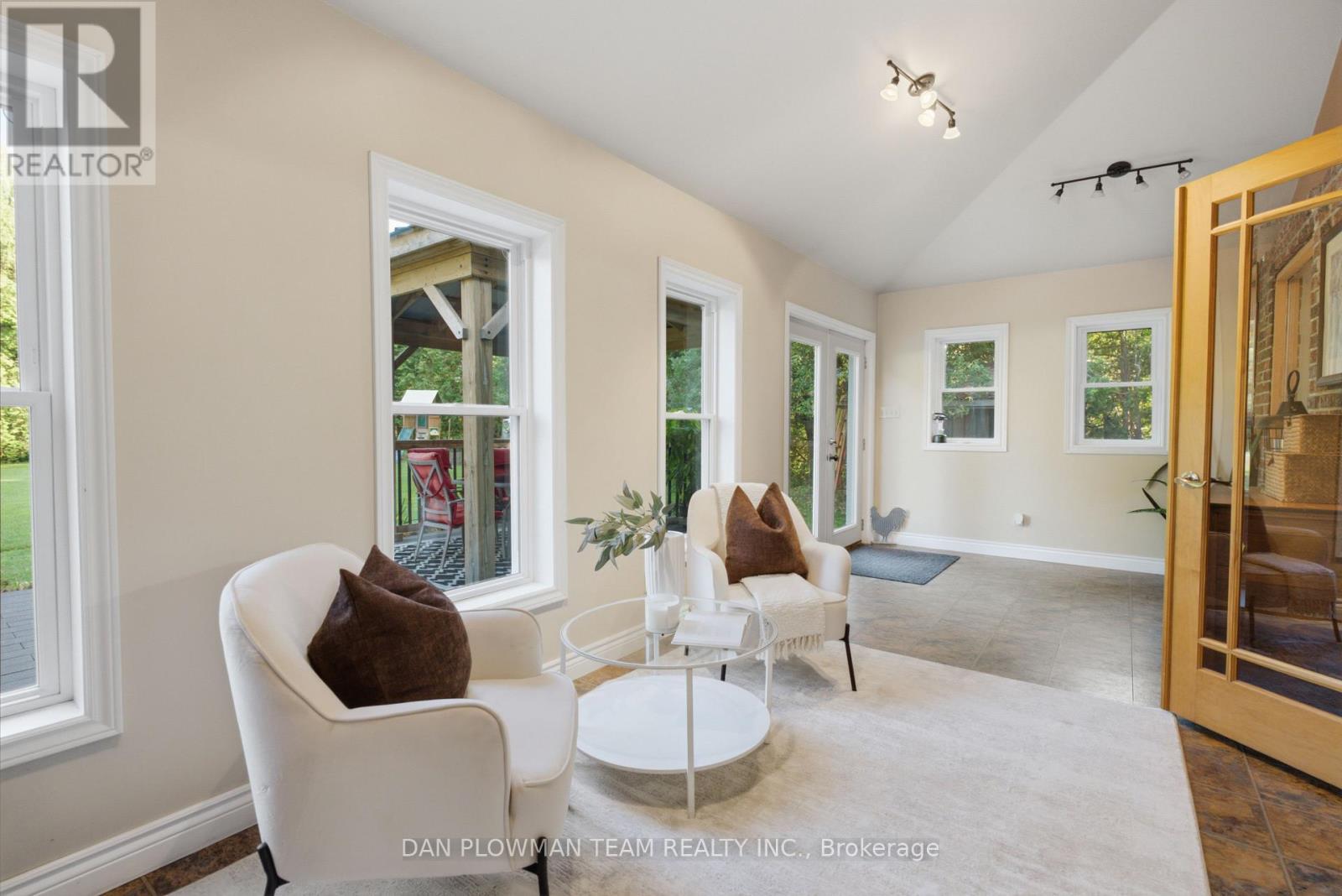 9 Valley Road, Cavan Monaghan, ON - Indoor