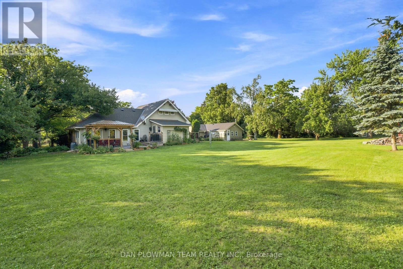 9 Valley Road, Cavan Monaghan, ON - Outdoor With Deck Patio Veranda
