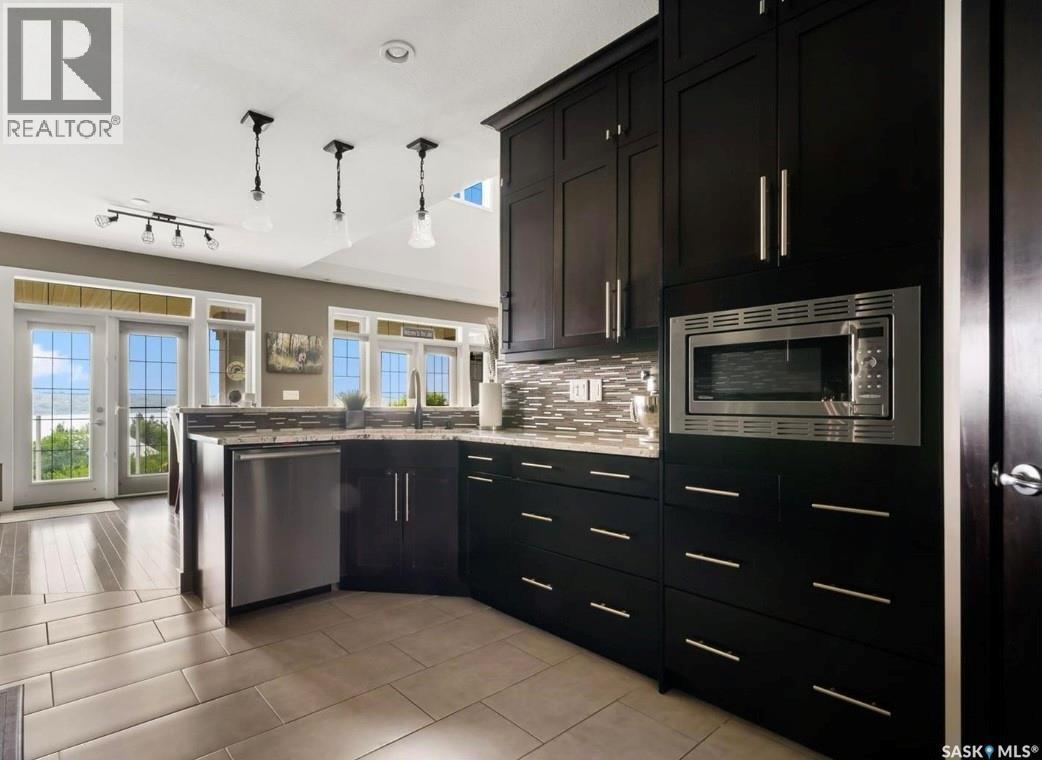 30 Shore Acres Drive, Last Mountain Lake, SK - Indoor Photo Showing Kitchen