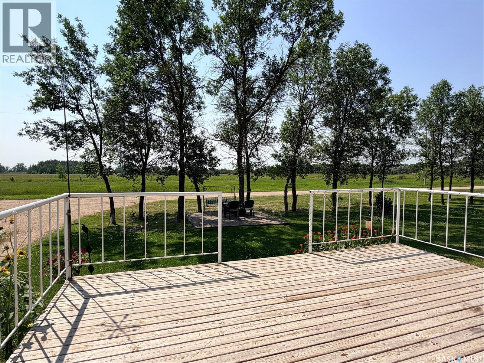 252 Railway Avenue, Forget, SK - Outdoor