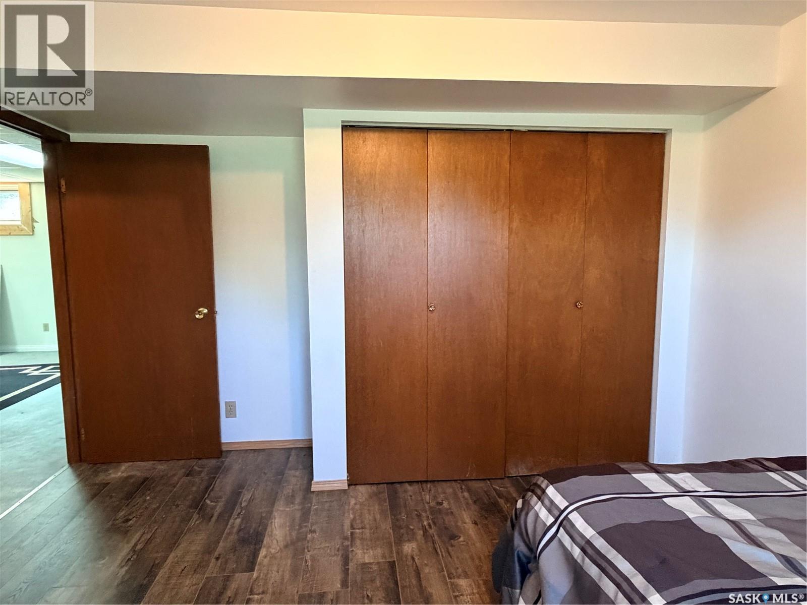 252 Railway Avenue, Forget, SK - Indoor Photo Showing Bedroom