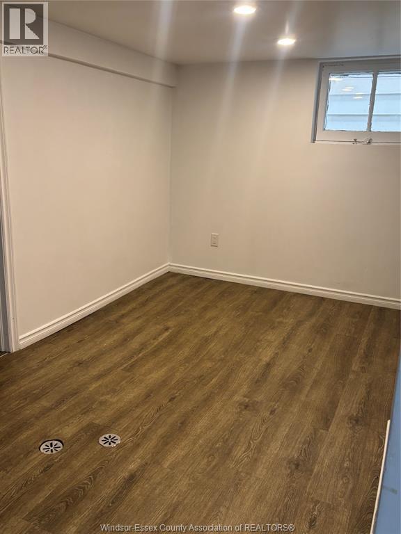 984 Ellrose, Windsor, ON - Indoor Photo Showing Other Room