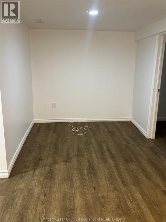 984 Ellrose, Windsor, ON - Indoor Photo Showing Other Room