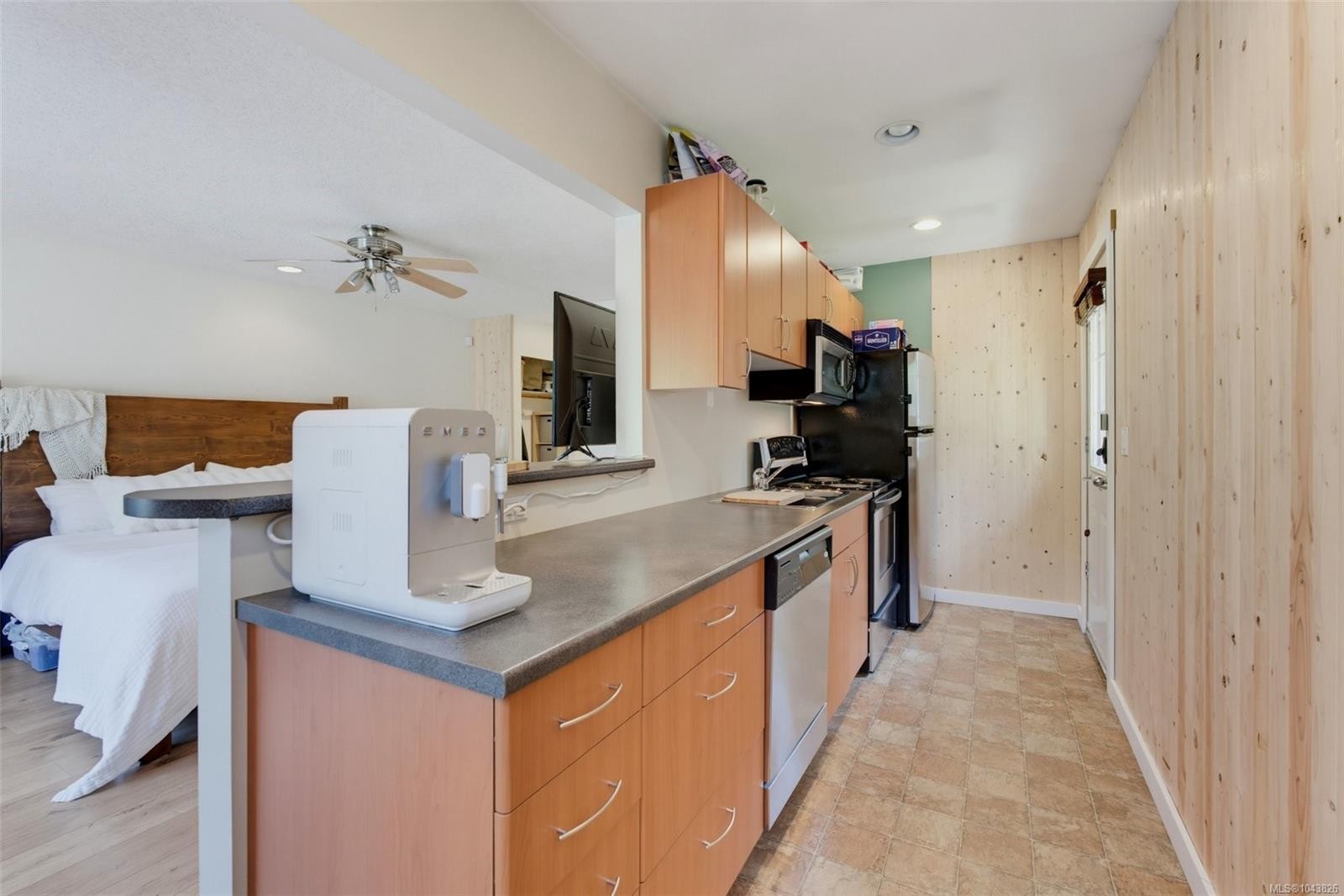 181 White Pine Rd, View Royal, BC