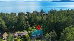 7905 Plumper Way Pender Island, BC V0N 2M2