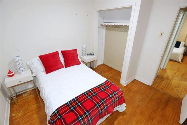 31 Moore Ave, Winnipeg, MB - Indoor Photo Showing Bedroom