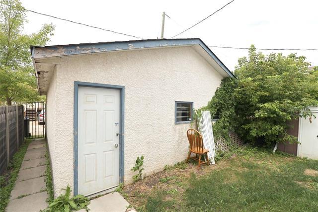 31 Moore Ave, Winnipeg, MB - Outdoor