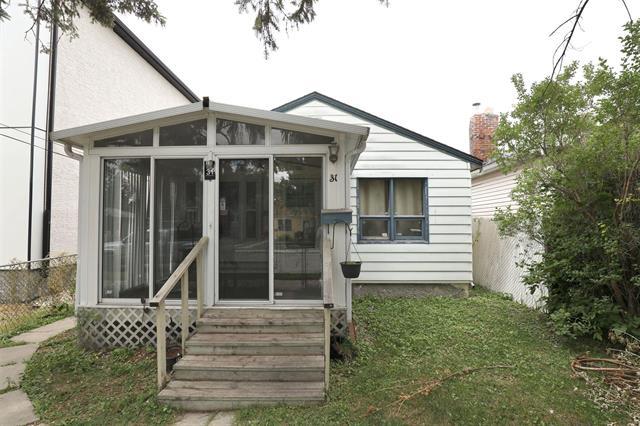 31 Moore Ave, Winnipeg, MB - Outdoor