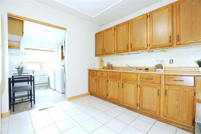 31 Moore Ave, Winnipeg, MB - Indoor