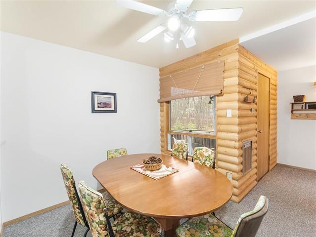 28 Lakeview Dr, Alexander, MB - Indoor Photo Showing Dining Room