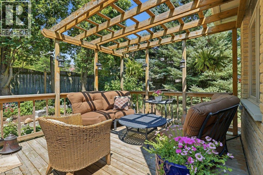 515 Birchleaf Walk, Waterloo, ON - Outdoor With Deck Patio Veranda With Exterior