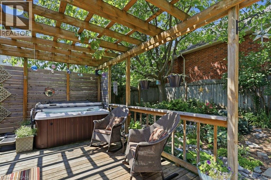 515 Birchleaf Walk, Waterloo, ON - Outdoor With Deck Patio Veranda With Exterior