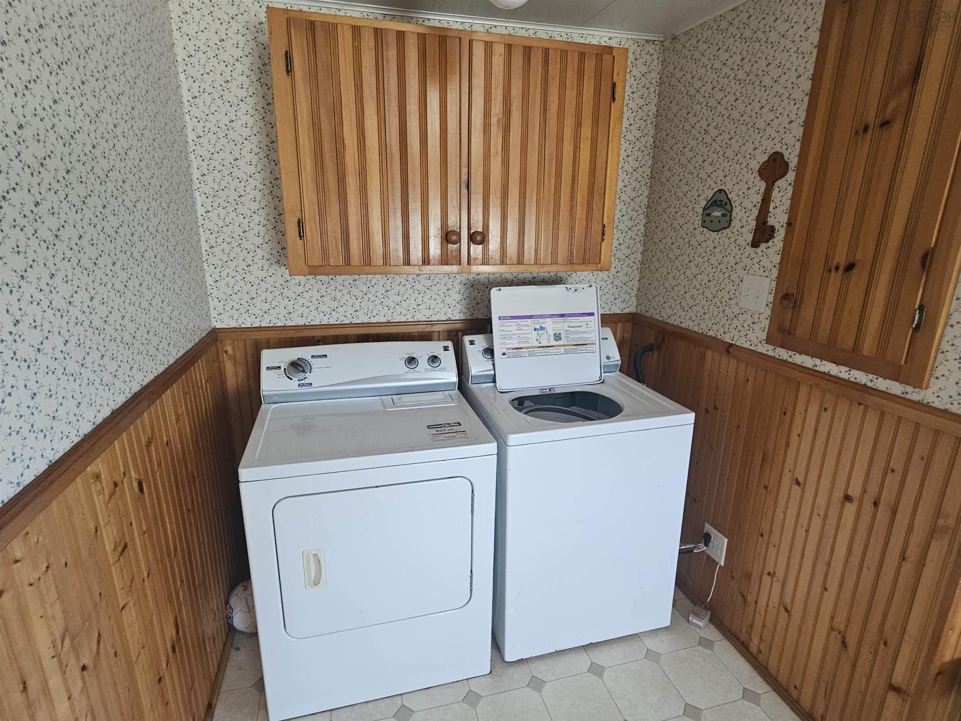 5588 204 Highway, Little River, NS - Indoor Photo Showing Laundry Room