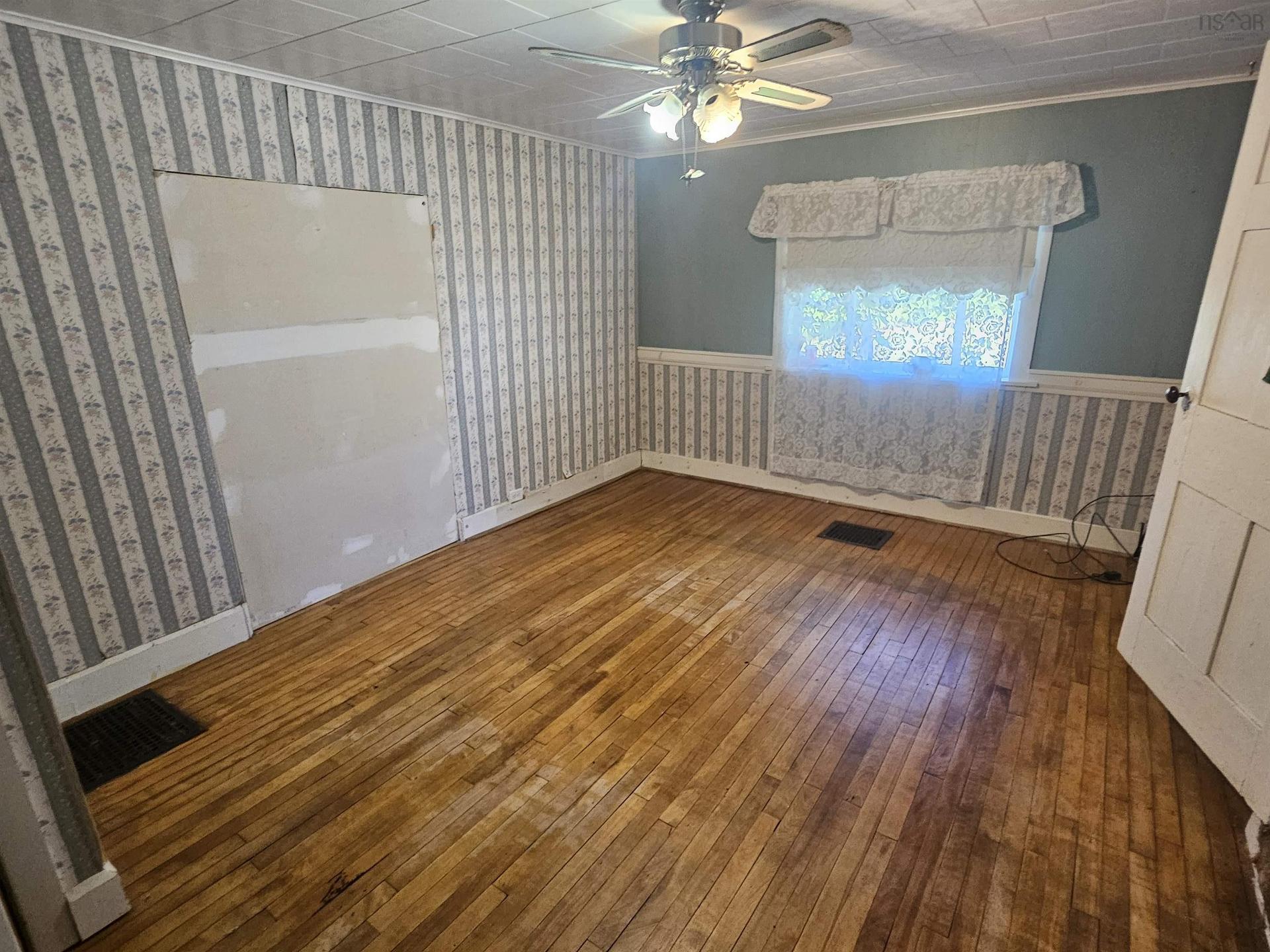 5588 204 Highway, Little River, NS - Indoor Photo Showing Other Room