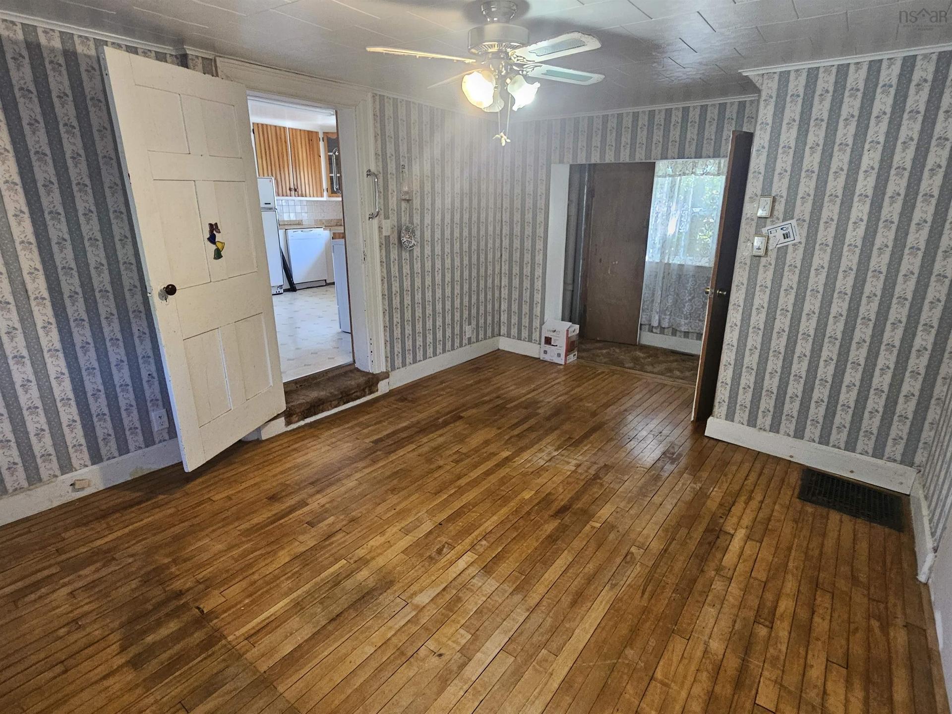 5588 204 Highway, Little River, NS - Indoor Photo Showing Other Room