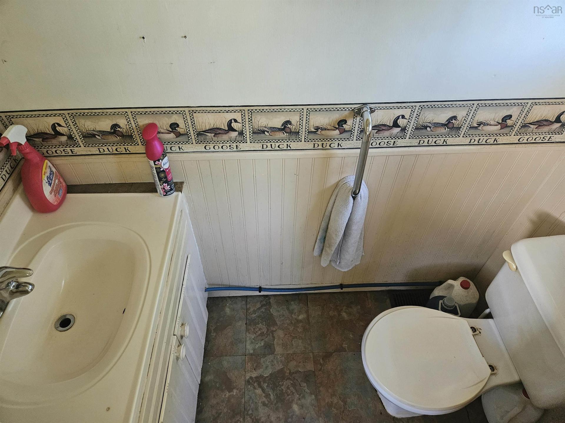 5588 204 Highway, Little River, NS - Indoor Photo Showing Bathroom