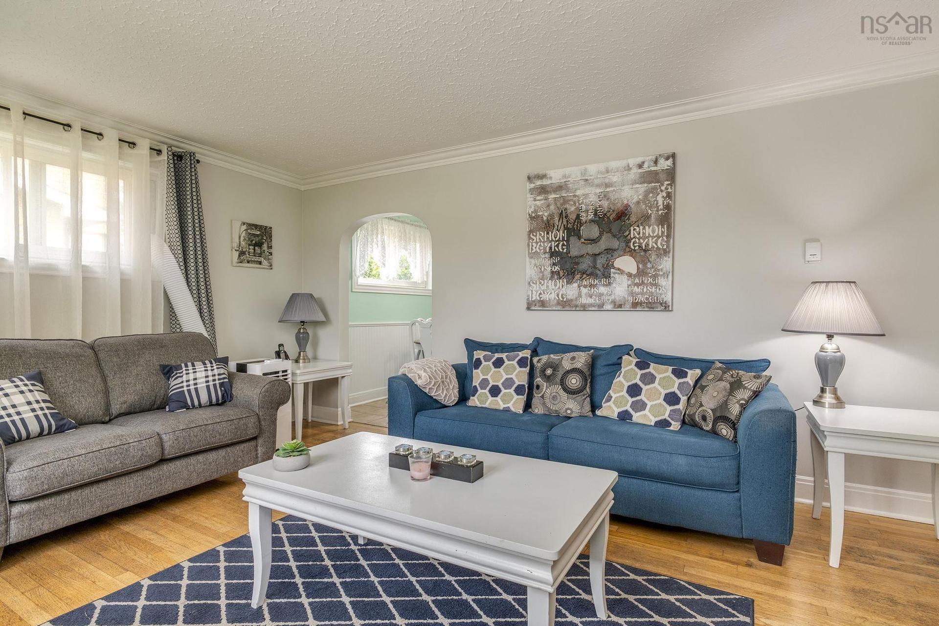 712 Old Sambro Road, Halifax, NS - Indoor Photo Showing Living Room