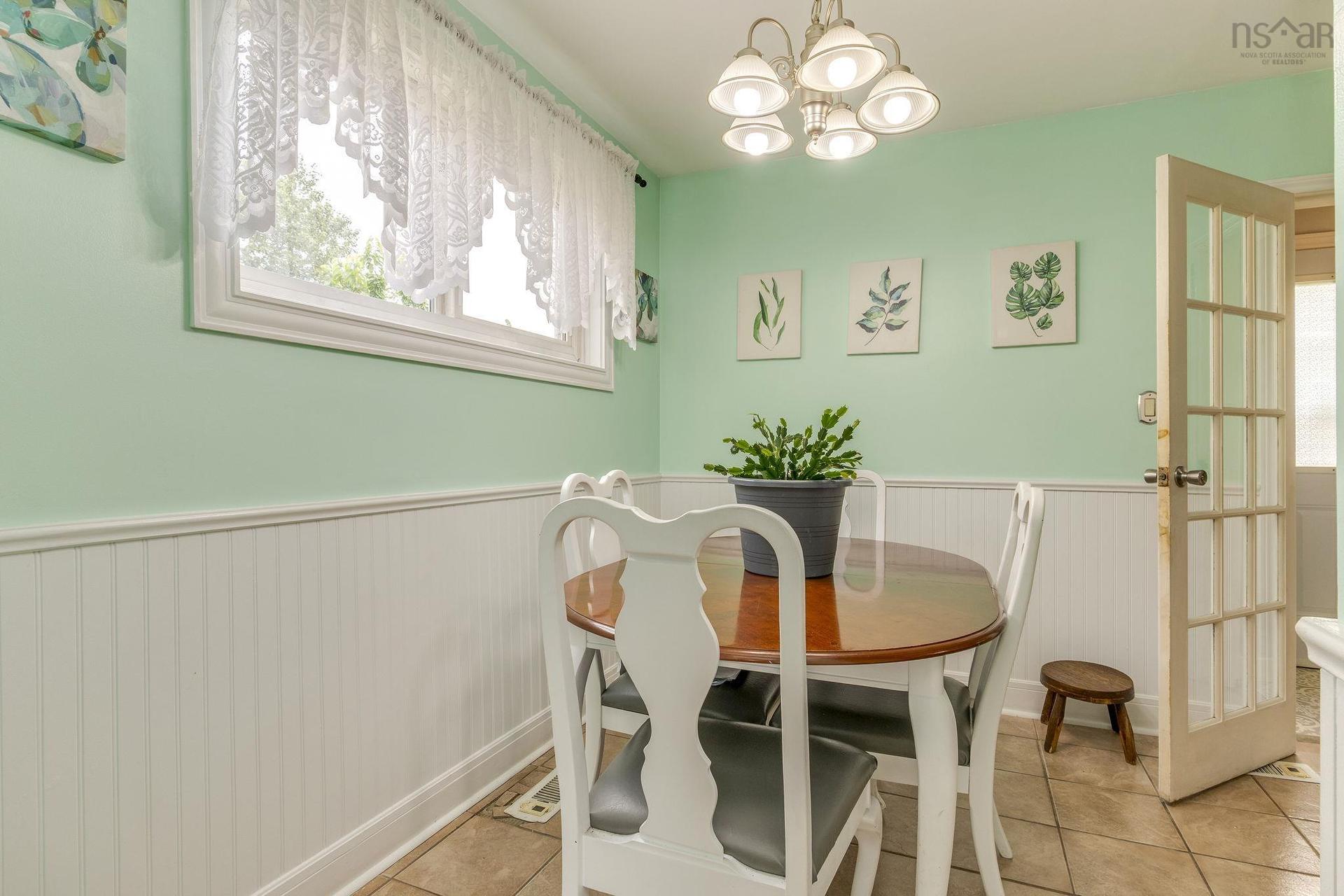 712 Old Sambro Road, Halifax, NS - Indoor Photo Showing Dining Room