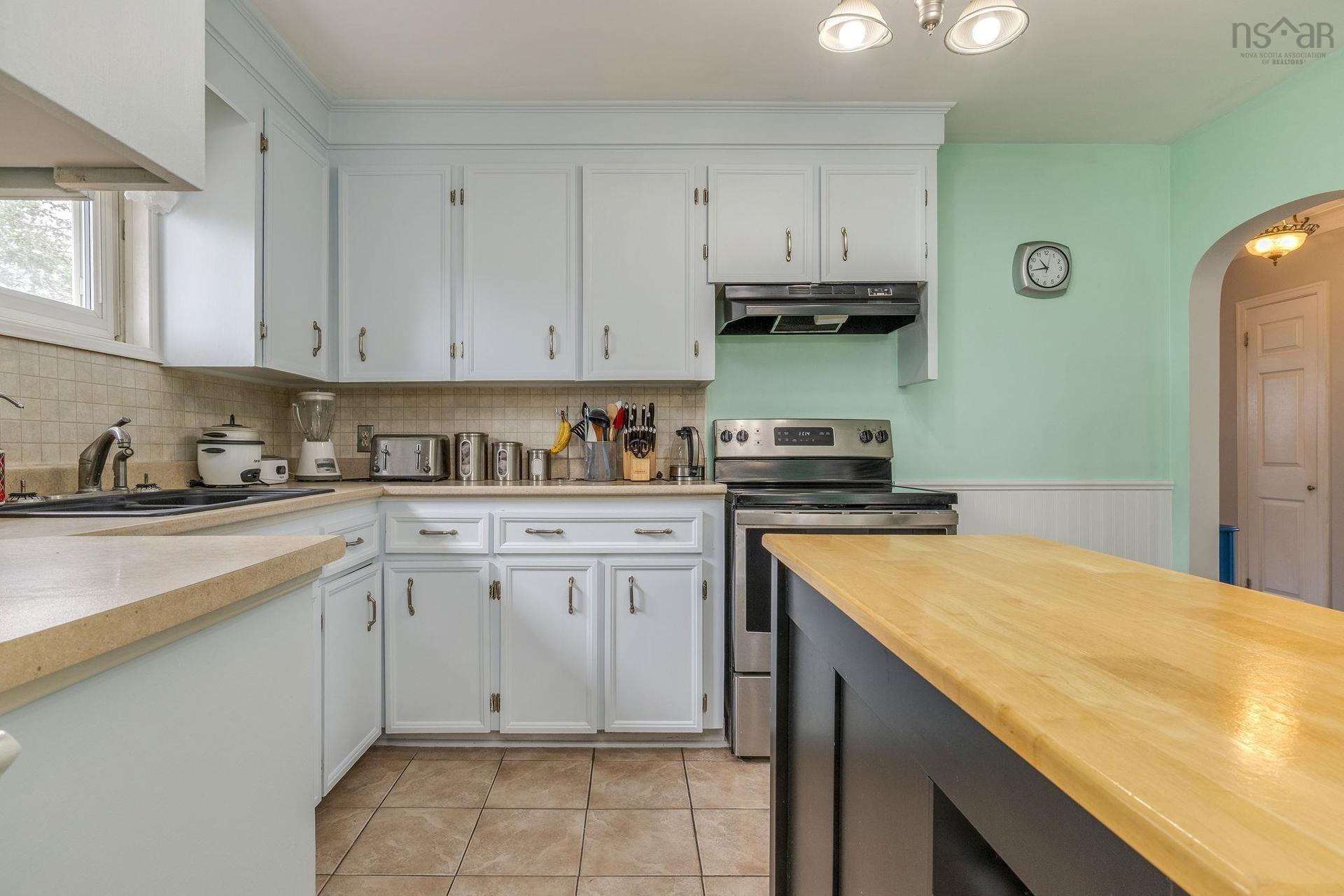 712 Old Sambro Road, Halifax, NS - Indoor Photo Showing Kitchen