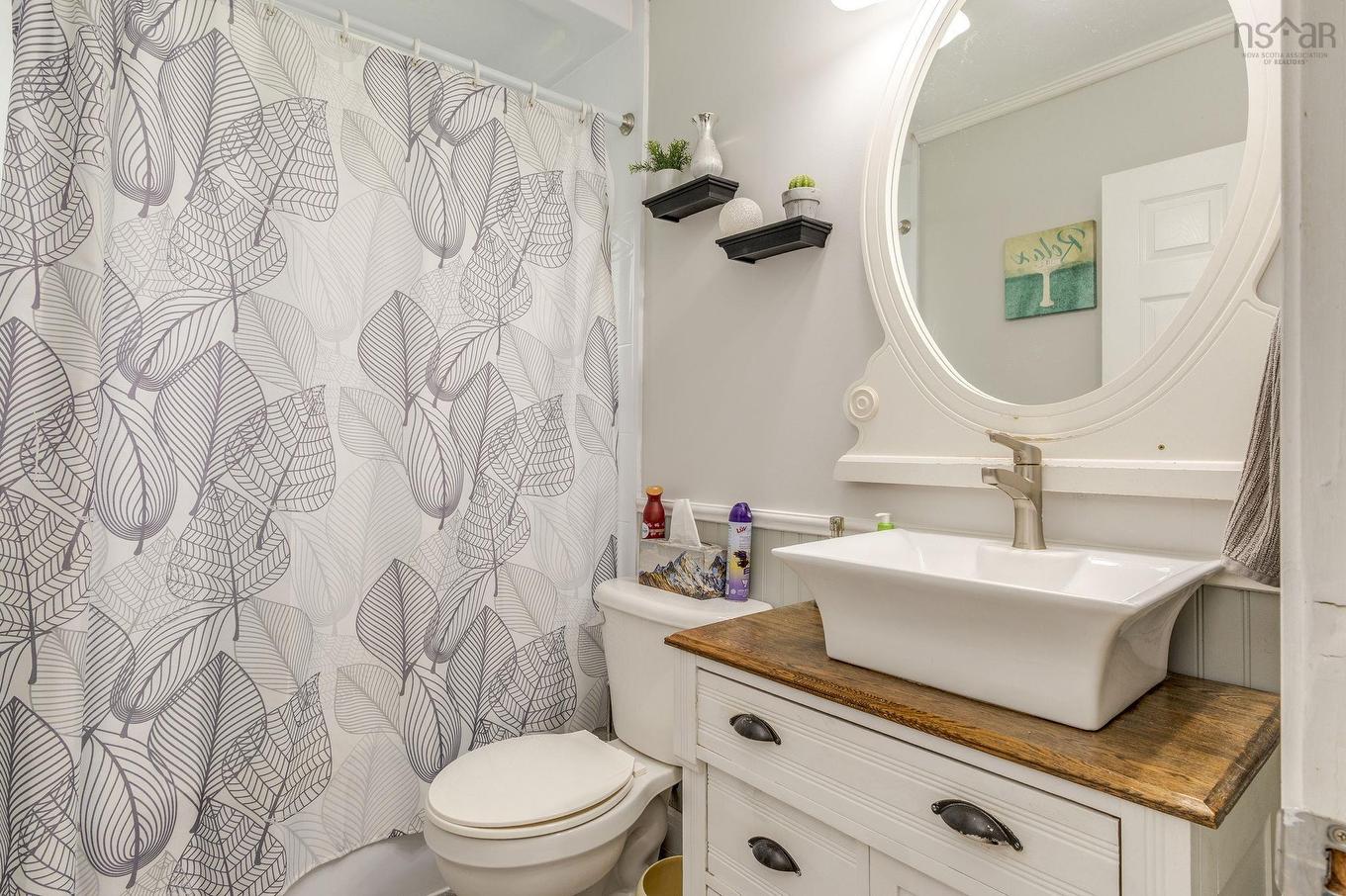 712 Old Sambro Road, Halifax, NS - Indoor Photo Showing Bathroom