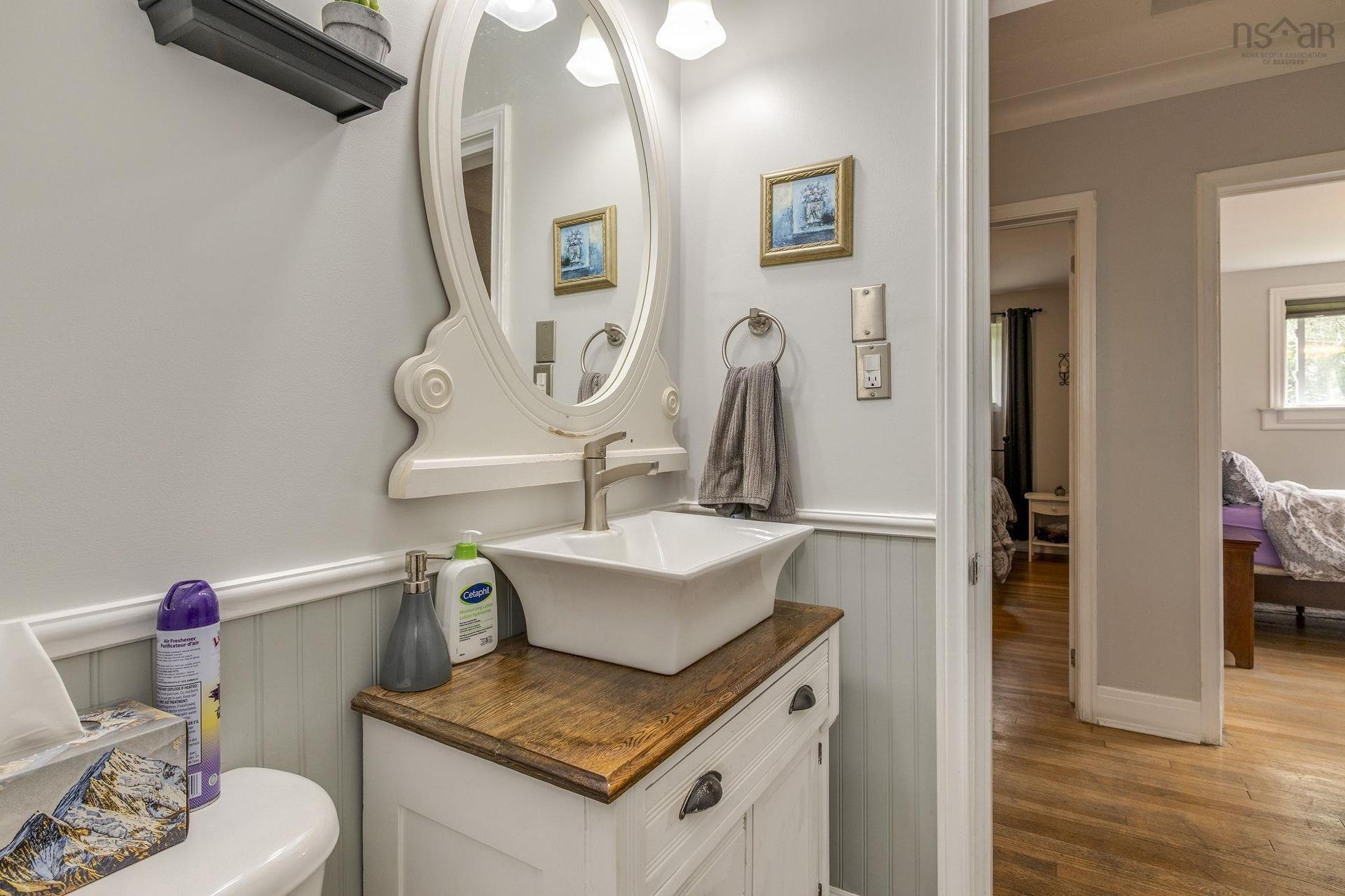 712 Old Sambro Road, Halifax, NS - Indoor