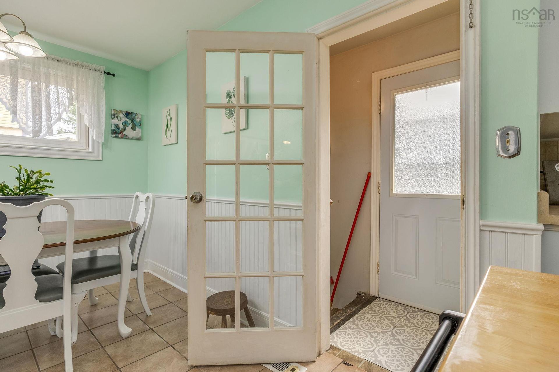 712 Old Sambro Road, Halifax, NS - Indoor Photo Showing Dining Room