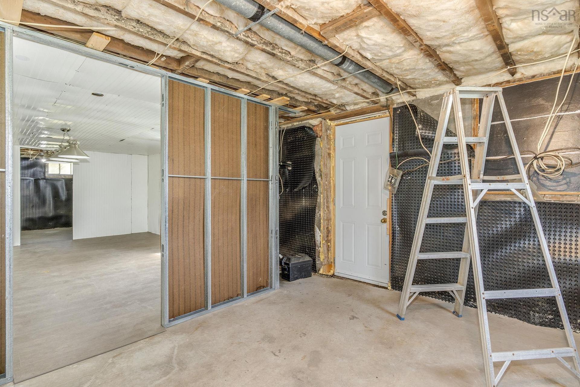 712 Old Sambro Road, Halifax, NS - Indoor Photo Showing Basement