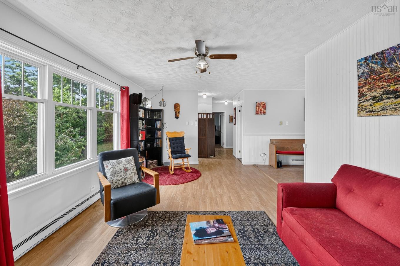 111 Prince William Street, Digby, NS - Indoor Photo Showing Living Room