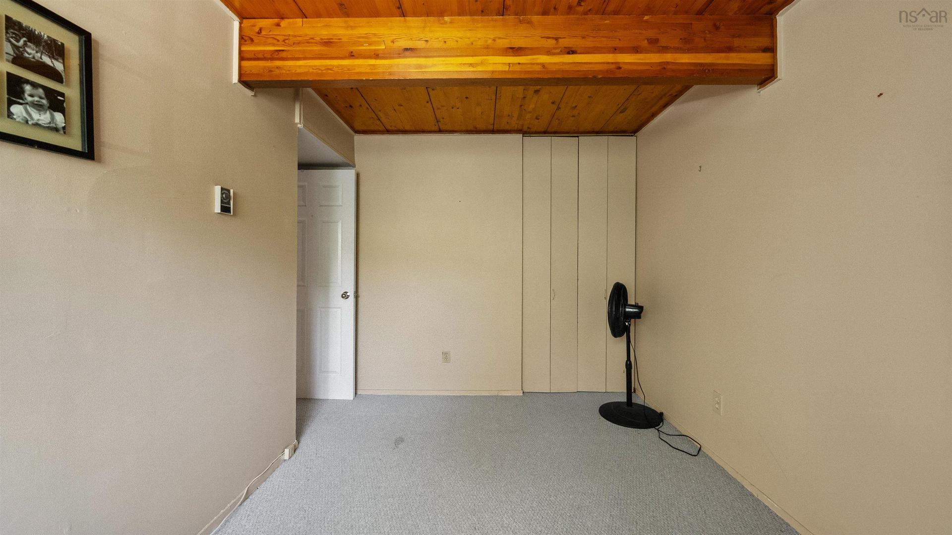 63 Cavendish Road, Halifax, NS - Indoor