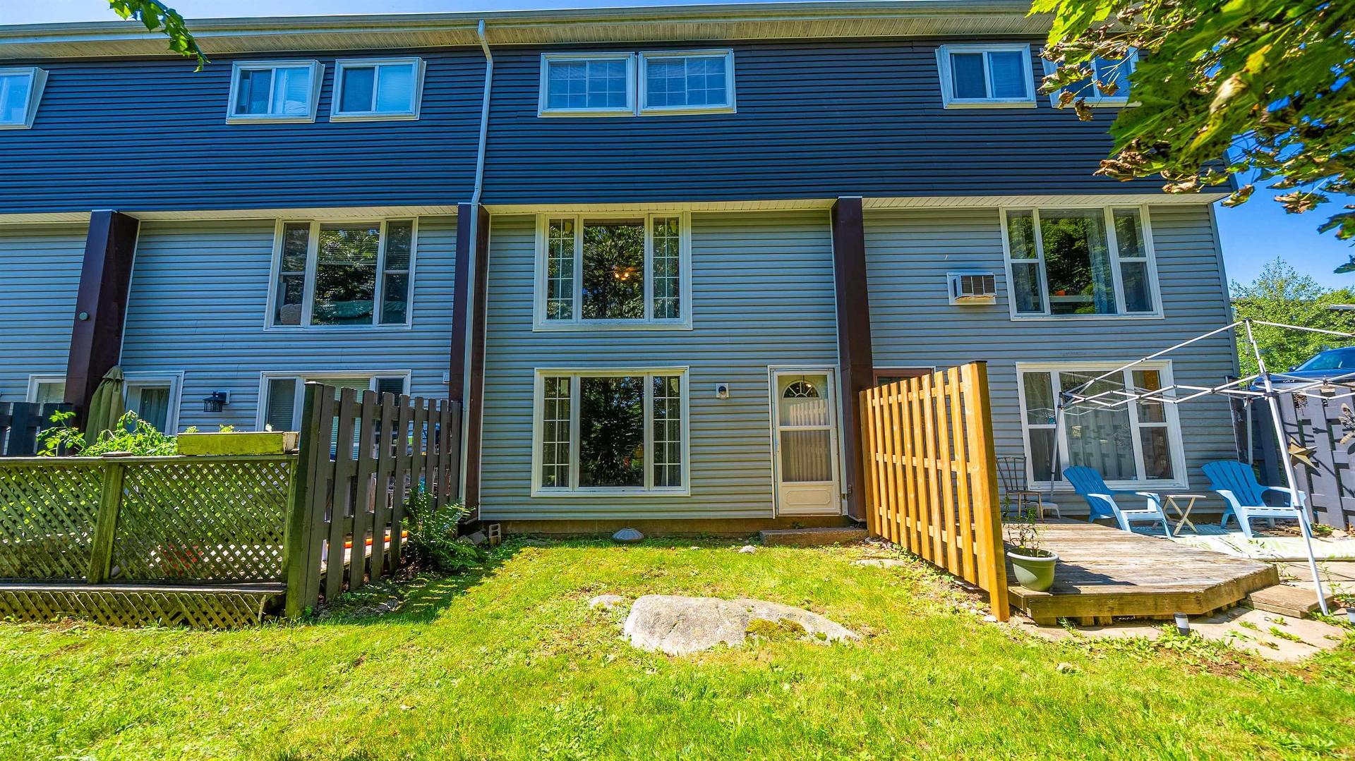 63 Cavendish Road, Halifax, NS - Outdoor