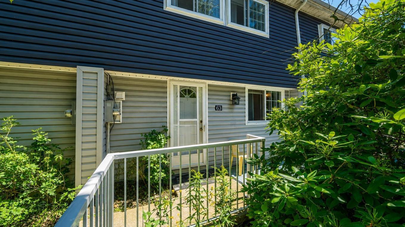 63 Cavendish Road, Halifax, NS - Outdoor With Exterior