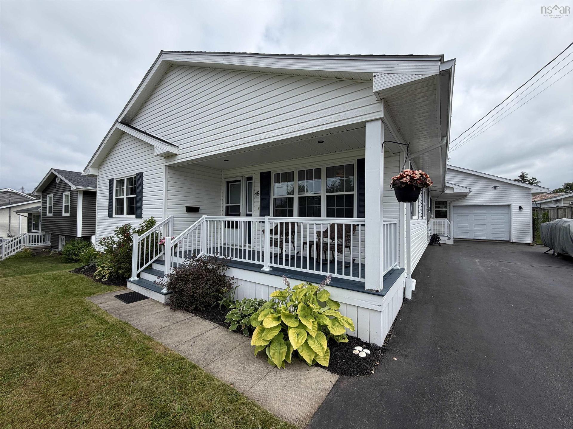 18 Crockett Court, Antigonish, NS - Outdoor With Deck Patio Veranda