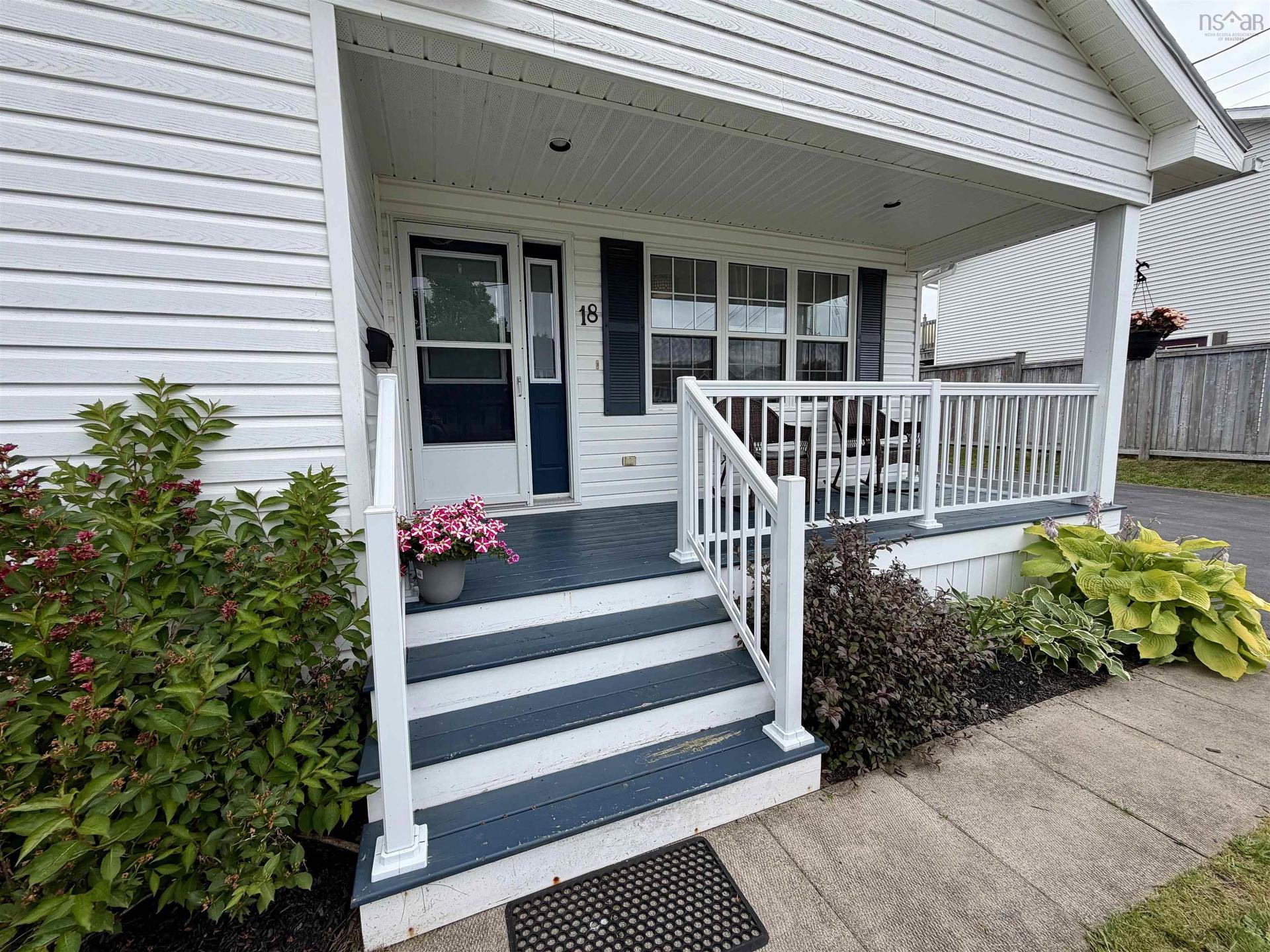 18 Crockett Court, Antigonish, NS - Outdoor With Deck Patio Veranda With Exterior