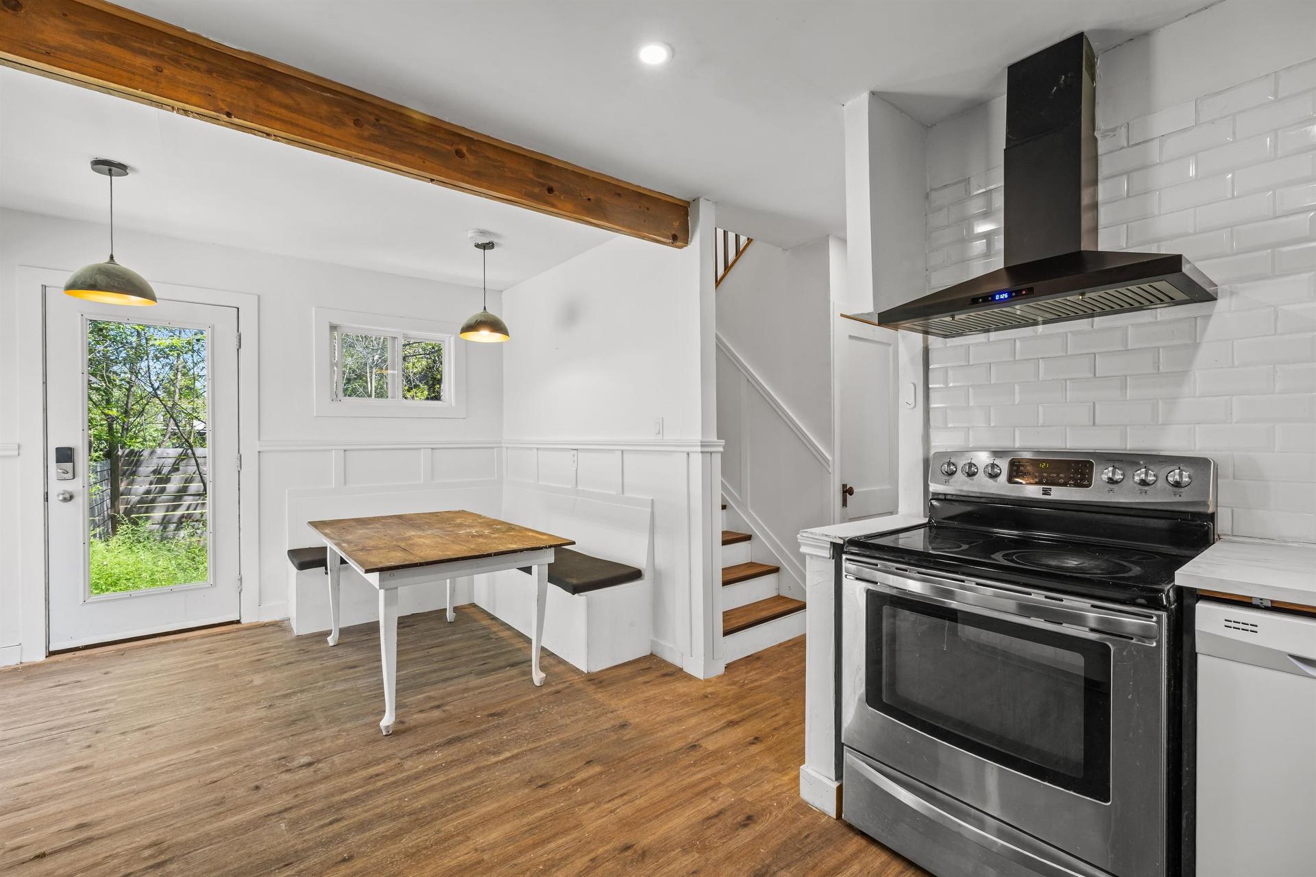 111 Beach Grove, Charlottetown, PE - Indoor Photo Showing Kitchen