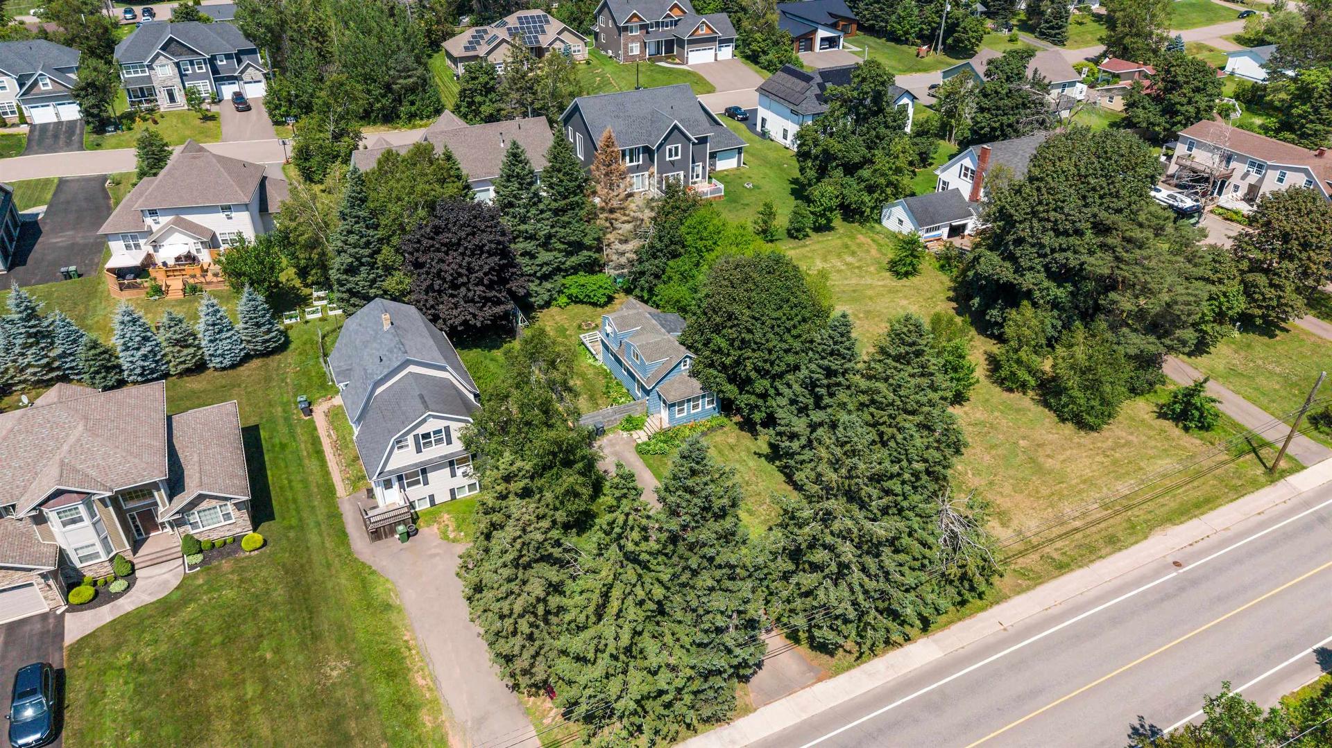 111 Beach Grove, Charlottetown, PE - Outdoor