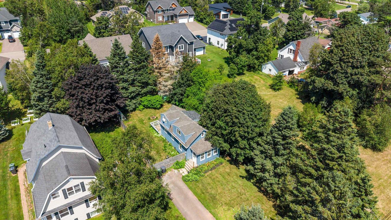 111 Beach Grove, Charlottetown, PE - Outdoor