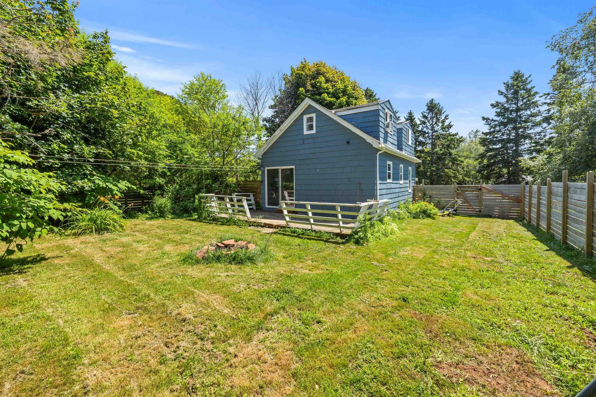 111 Beach Grove, Charlottetown, PE - Outdoor