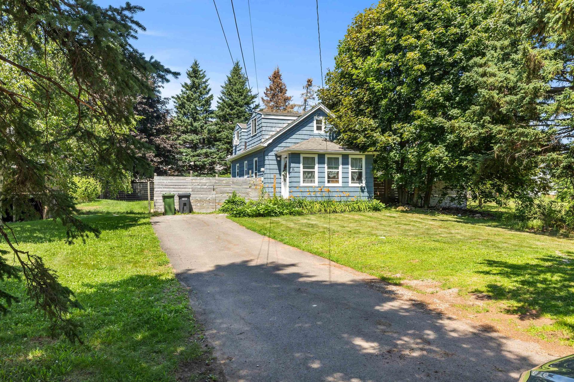 111 Beach Grove, Charlottetown, PE - Outdoor