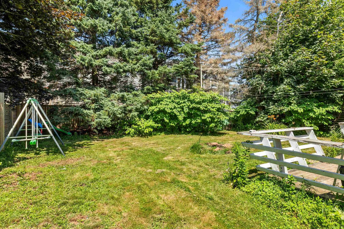 111 Beach Grove, Charlottetown, PE - Outdoor