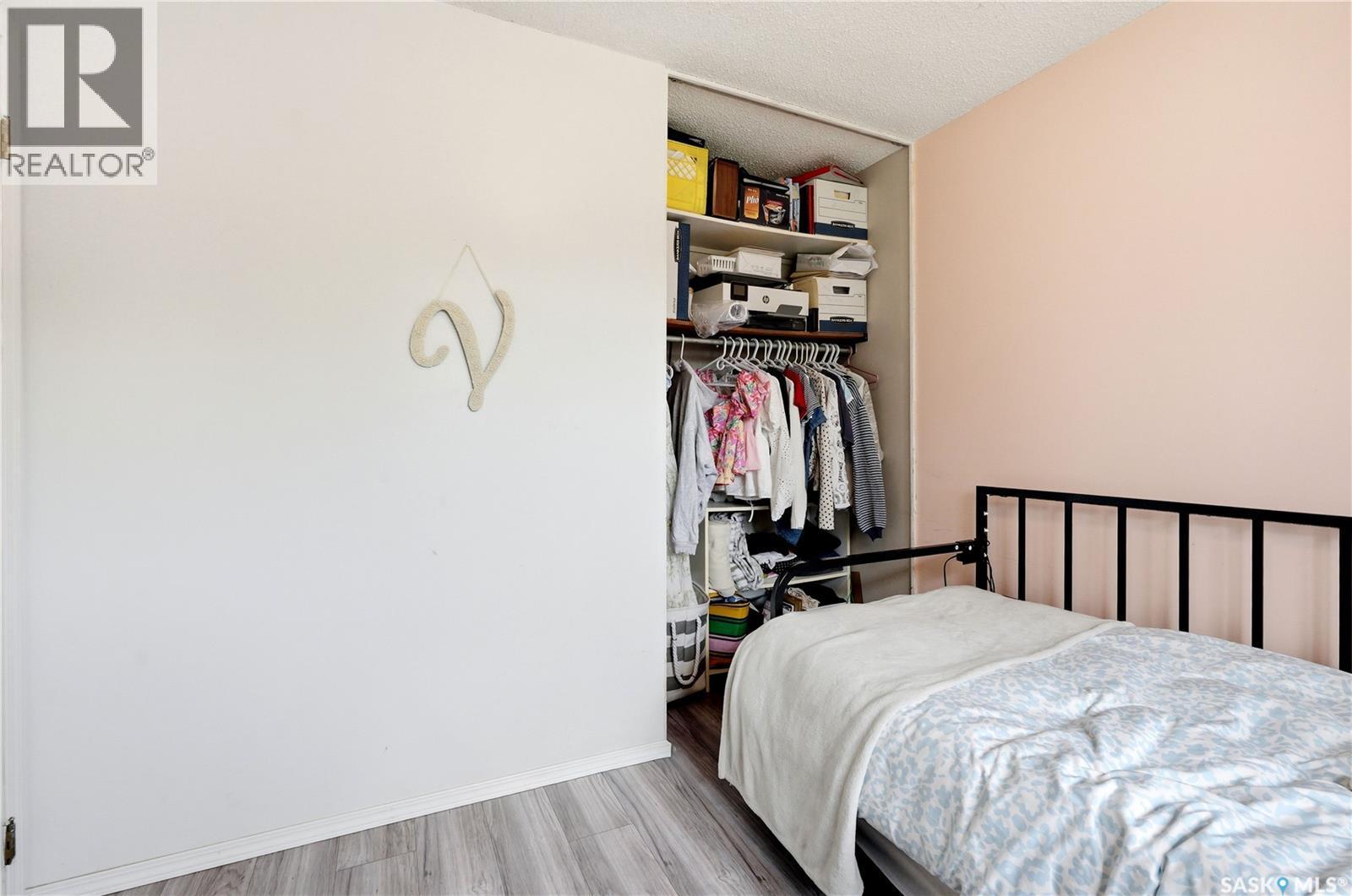 312 Ash Street, Outlook, SK - Indoor Photo Showing Bedroom