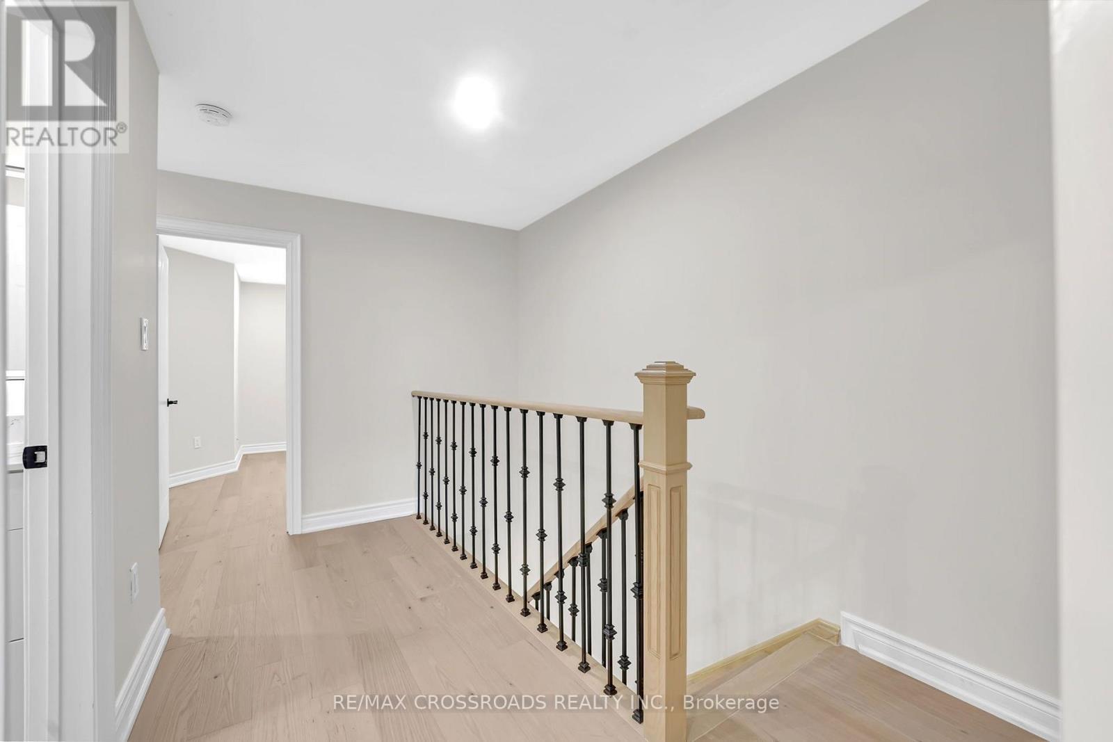 321 Sparrow Circle, Pickering, ON - Indoor Photo Showing Other Room