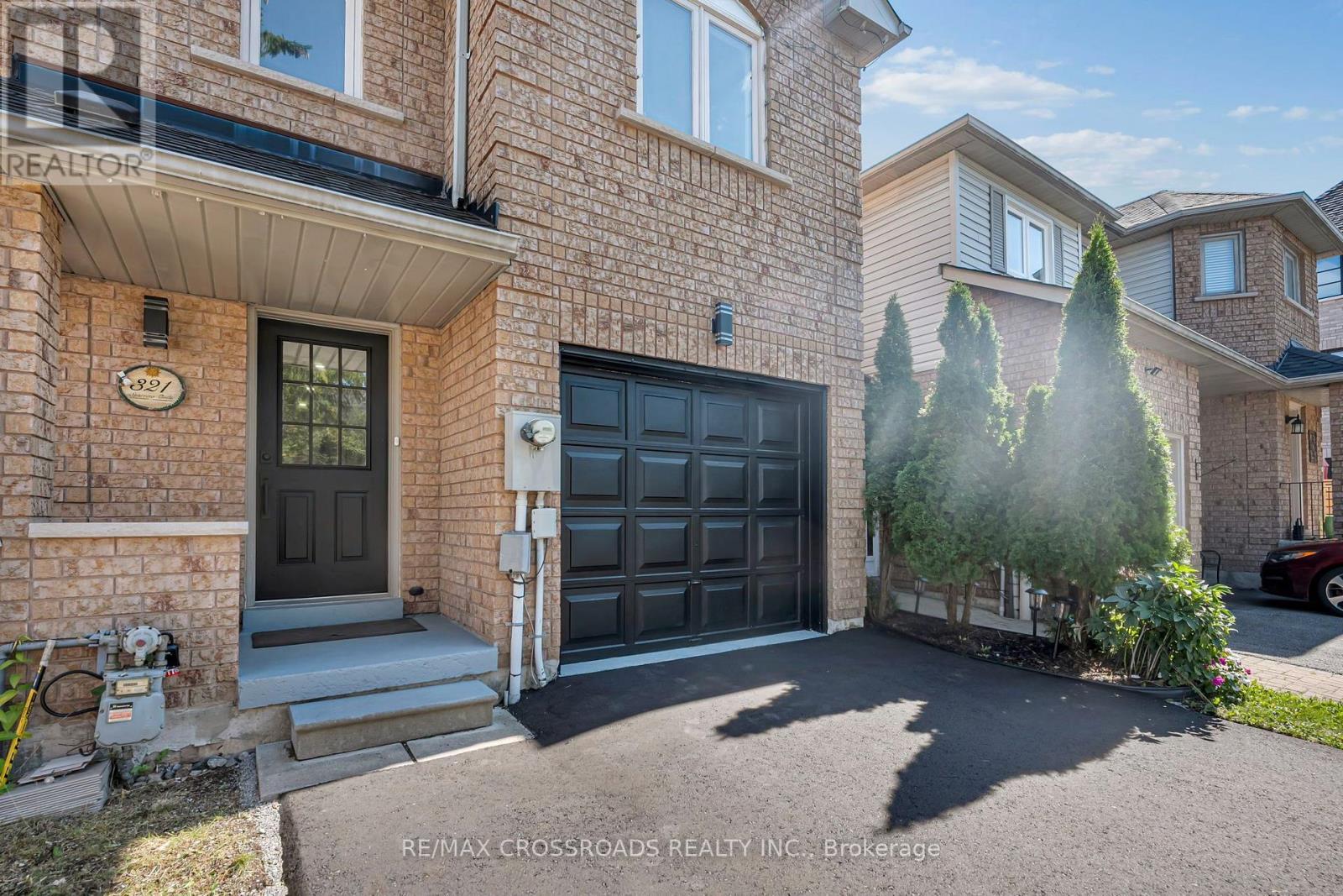 321 Sparrow Circle, Pickering, ON - Outdoor