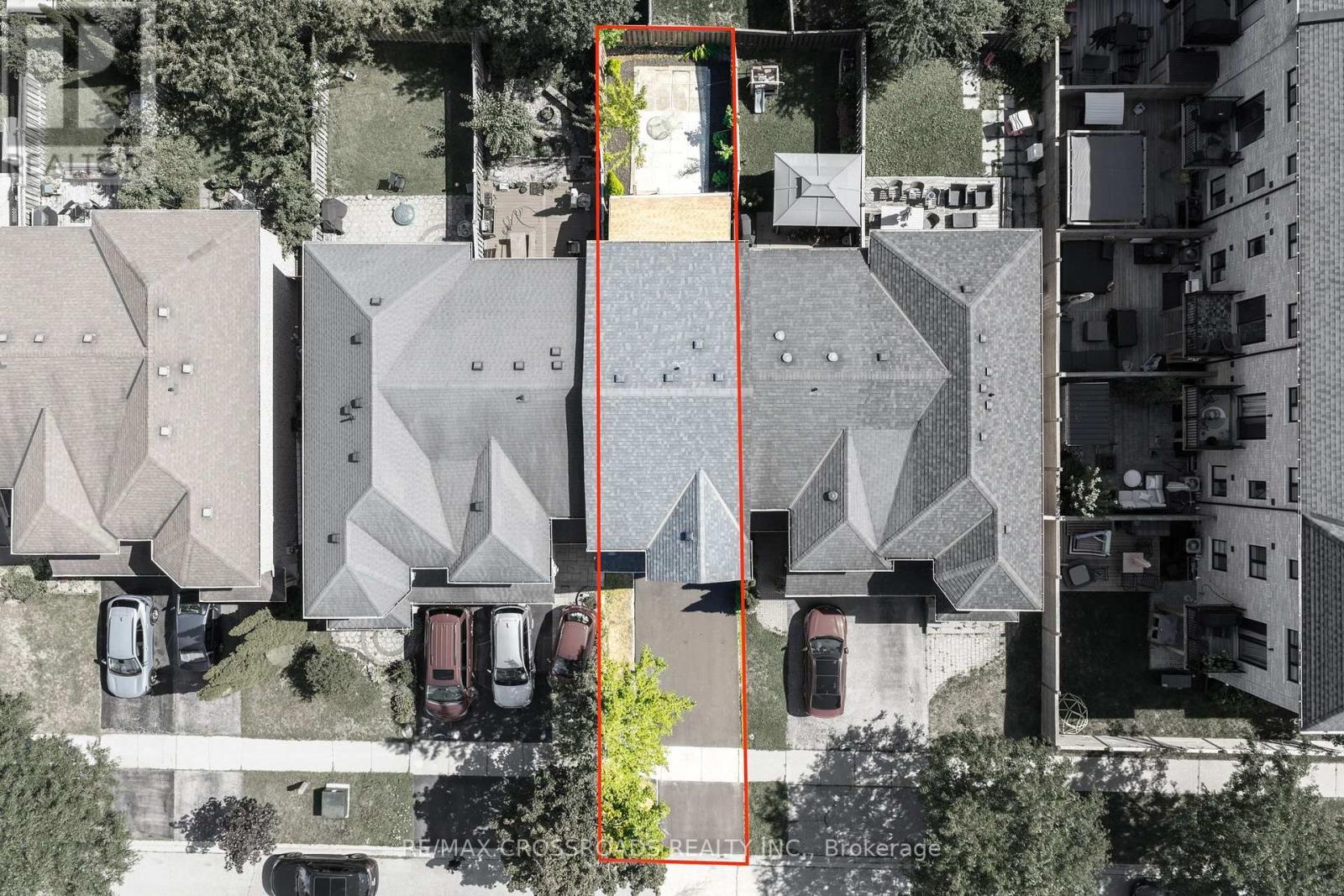 321 Sparrow Circle, Pickering, ON - Outdoor